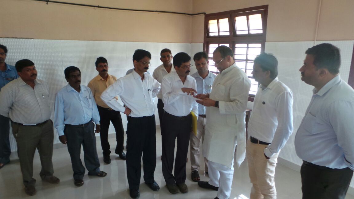 ಕೆಪಿಟಿ ಹಾಸ್ಟೆಲ್‌ಗೆ ಐವನ್ ಡಿಸೋಜ ಭೇಟಿ